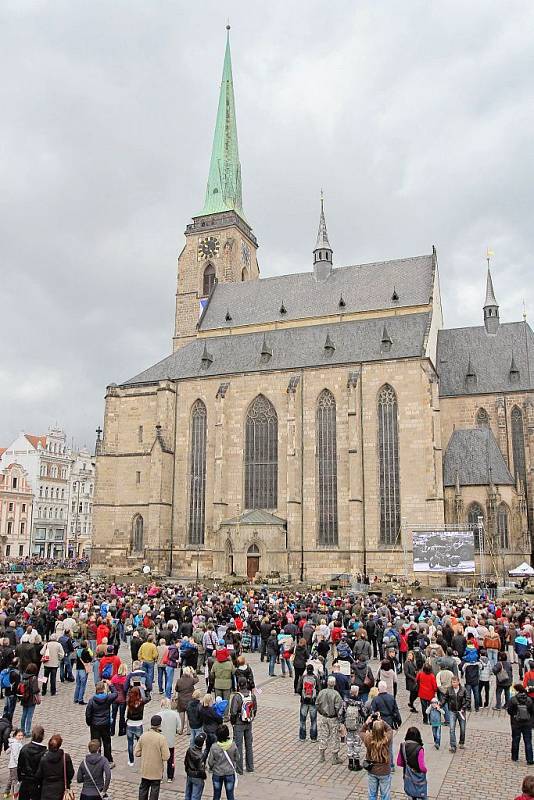 Slavnosti svobody začaly, na náměstí Republiky se konala historická rekonstrukce příjezdu americké armády.