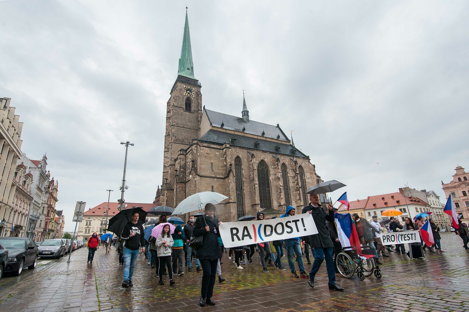 V Plzni protestovaly stovky lidí - Plzeňský deník
