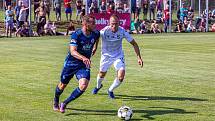 FC Viktoria Plzeň (bílí) - ŠK Slovan Bratislava 3:1.