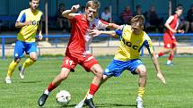 První výhru v rámci letní přípravy si připsali na účet fotbalisté karlovarské Slavie, když porazili Teplice B 2:0.