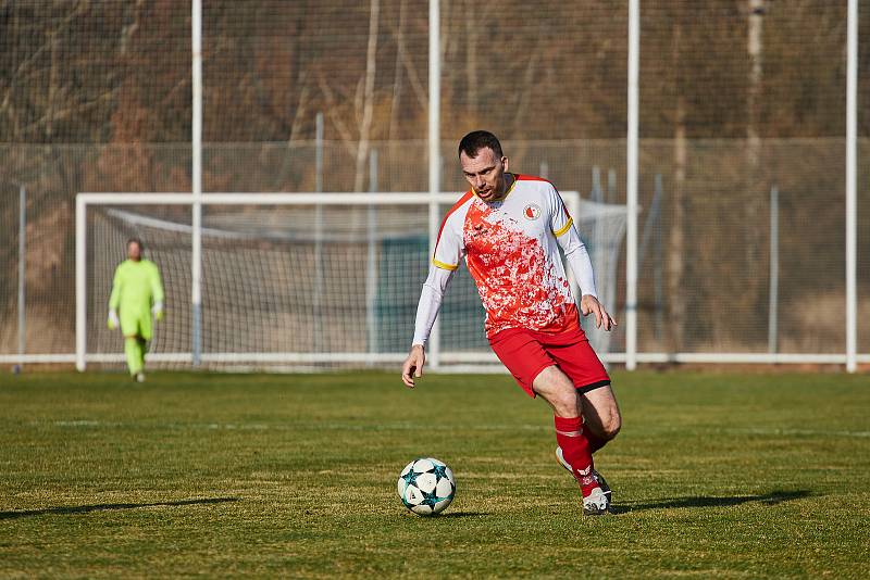 Z archivu: Fotbalisté TJ Sokol Plzeň-Černice (modří).