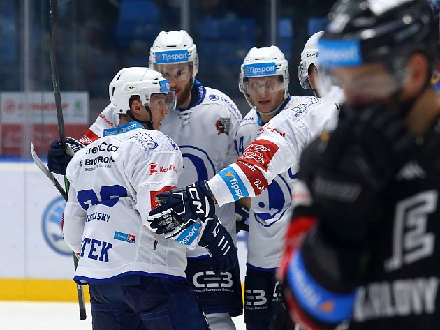 Hokejová Plzeň porazila v úvodním derby sezony Karlovy Vary 6:3.