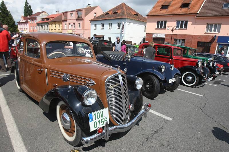 Historické vozy projely jižním Plzeňskem