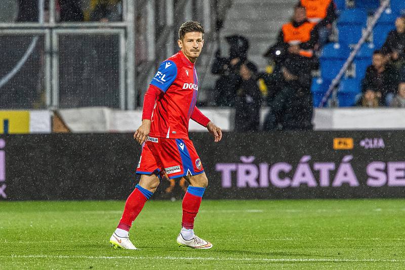 9. kolo FORTUNA:LIGY: FC Viktoria Plzeň - SK Slavia Praha 3:0 (2:0).