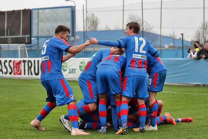 Zápas FC Viktoria U19 s Realem Madrid.