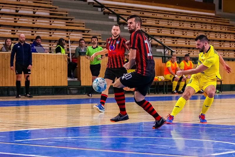 1. Futsal liga (17. kolo): SK Interobal Plzeň - 1. FC Nejzbach Vysoké Mýto 27:0.