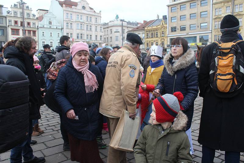 Tříkrálový průvod vyšel v neděli z plzeňského náměstí Republiky