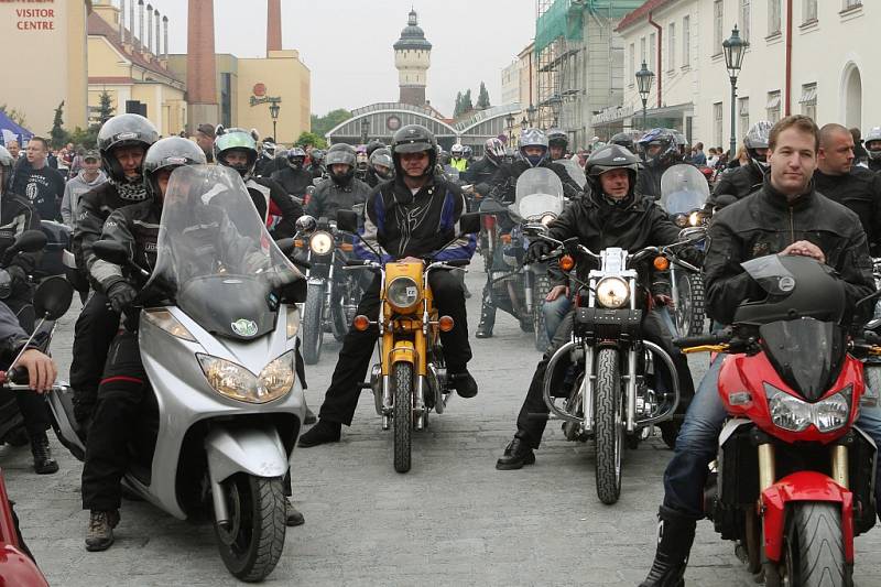 Stovky motorkářů se opět sjely do pivovaru