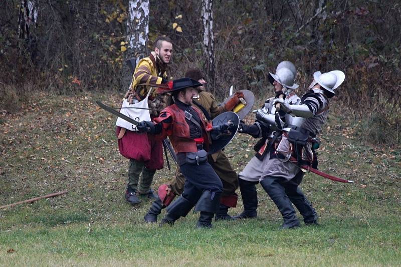 Mušketýři v Plzni - Mansfeld odchází.