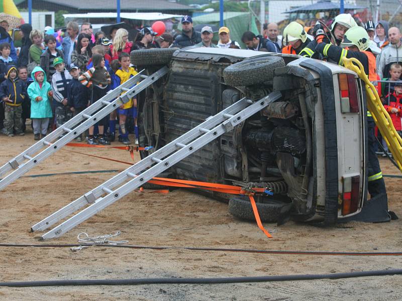 Sportovní areál Senco Doubravka v Plzni zaplnily v sobotu odpoledne stovky dětí. 