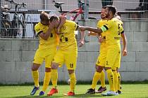 FK ROBSTAV Přeštice (žlutí) - FK Motorlet Praha 2:1 (0:1).