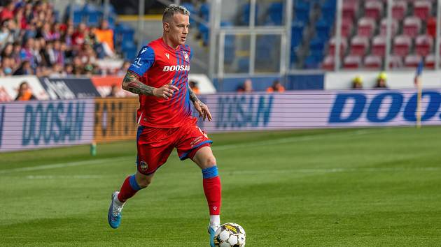 Fotbalisté Viktorie Plzeň vstoupili do nadstavby o titul sobotní remízou 2:2 se Slováckem.