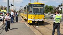 Na zastávce Ulice Boženy Němcové srazila v úterý odpoledne tramvaj muže