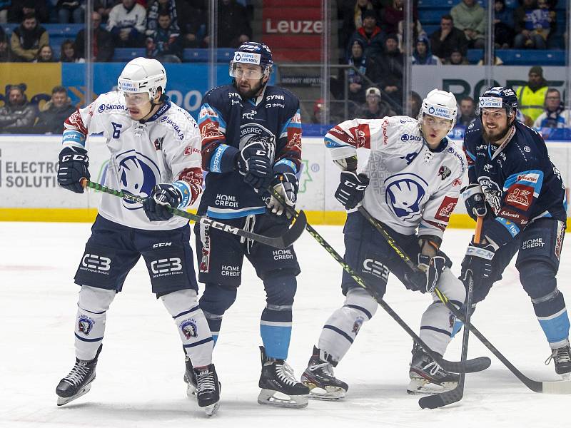 Hokejisté Škody Plzeň podlehli naposledy doma Liberci 2:4.