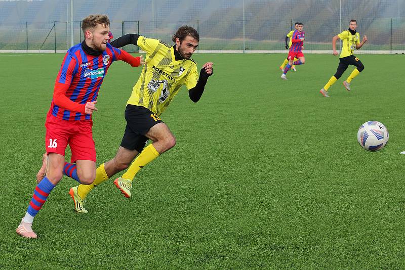 Zimní příprava: ROBSTAV Přeštice (žlutí) vs. Viktoria Plzeň B 7:3.