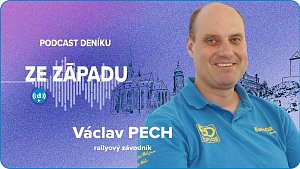 Automobilový závodník Václav Pech o svém tátovi, závodech a důležitosti špionů