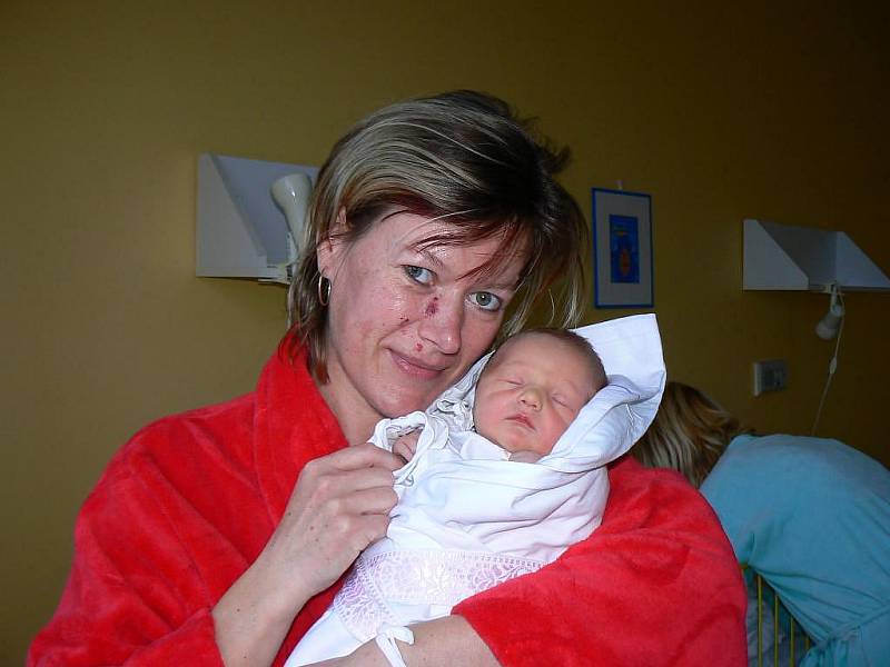 Martině a Radkovi Moulisovým z Nezvěstic se 25. ledna ve 2.10 hod. narodila v Mulačově nemocnici dcera Terezka (2,74 kg, 49 cm), která má dva již dospělé bratry – Radka (20 let) a Martina (18)