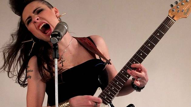 Tereza Hrubanová Rays je známá se svým hudebním projektem Electric Lady. 