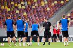 Hráči Viktorie Plzeň na stadionu Arena Nationala v Bukurešti. 