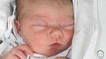 Maminka Iveta Slívová z Klatov se raduje z narození Ivety. Holčička přišla na svět 3. července v 8:20 v plzeňské Mulačově nemocnici a při narození měřila 47 centrimetrů a vážila 3,28 kilogramů