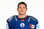 Prozatím roční smlouvu podepsal s hokejovým týmem HC Škoda Plzeň kanadský útočník Luke Adam. Třiatřicetiletý centr s téměř stovkou odehraných zápasů v NHL se k týmu připojí začátkem srpna.