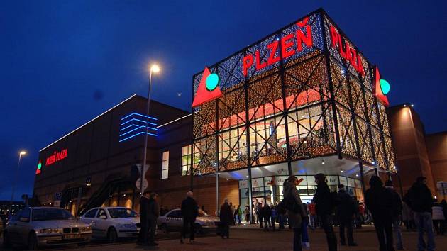 Obchodně-zábavní centrum Plzeň Plaza