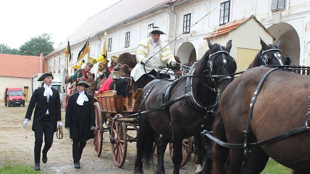 Letní barokní festival pozval v Plasích na kočárovou slavnost