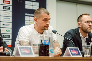 Plzeňský kapitán Lukáš Hejda na středeční tiskové konferenci.