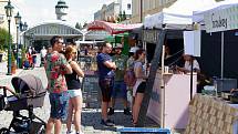 Návštěvníci gastrofestivalu Street Food Plzeň v pivovaru Prazdroj mohli ochutnat ze široké nabídky asijských specialit, čerstvých ryb, šťavnatých burgerů, tradičních pokrmů z dalekých zemí, ale i sladkých dezertů a plzeňského piva.