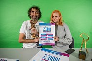 Moderátory finálové show Žebříku budou Jakub Kohák a Iva Pazderková.
