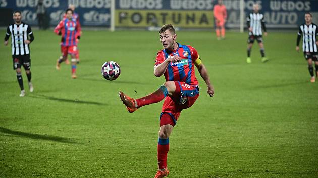 JAKUB BRABEC při minulém utkání v Českých Budějovicích, kde se viktoriáni museli spokojit s bezbrankovou remízou.