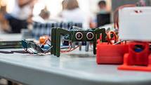 Druhý ročník přehlídky kutilů a vynálezců Maker Faire Plzeň přivítá o víkendu areál DEPO2015. Festivaly Maker Faire seznamují také s IT technologiemi.