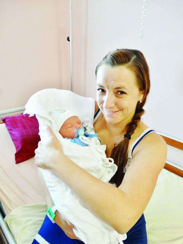 Adam Harant se narodil 21. října ve 2:03 mamince Evě a tatínkovi Lubošovi z Radčic. Po příchodu na svět v plzeňské FN vážil bráška čtyřleté Anetky 3690 gramů a měřil 51 cm.