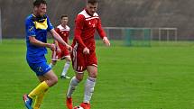 Fotbalisté SK Petřín Plzeň B (červení) vstoupí do nové sezony krajského přeboru jako nováček, ale zároveň budou patřit k největším favoritům.