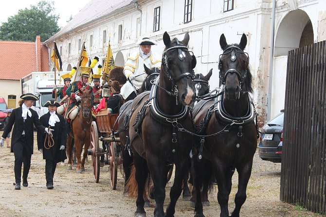 Letní barokní festival pozval v Plasích na kočárovou slavnost