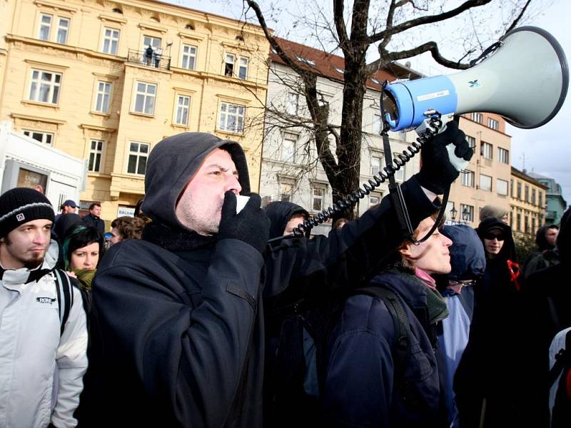 Anarchisté na křižovatce Přešovské a Klatovské ulice