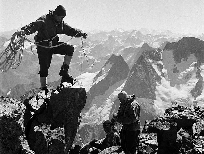 Vilém Heckel miloval fotografování. K této vášni přidal později horolezectví, vyrážel na expedice do velehor.