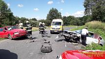 K dopravním nehodám vyjížděly záchranné složky k Janovicím nad Úhlavou, Chodskému Újezdu i na dálnici D5.
