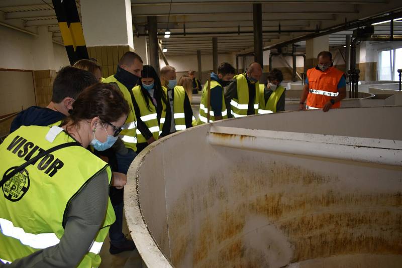 Prohlídka Plzeňského Prazdroje v rámci Industry Open umožnila veřejnosti poprvé v historii vidět i sladovnu.