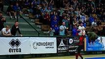 Interobal Plzeň - Chrudim (v modrém), 2. finále play-off 1. Futsal ligy, 6. května 2022.