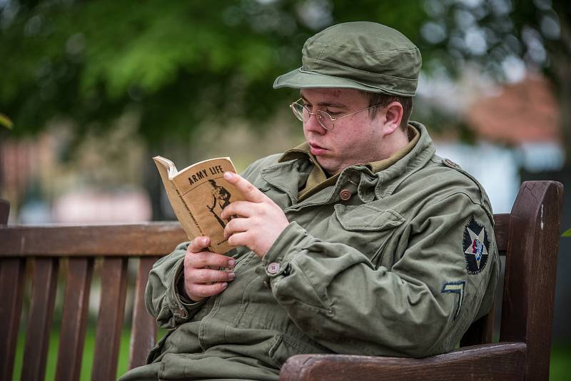 Slavnosti svobody v Plzni nabízejí prohlídku historických kempů