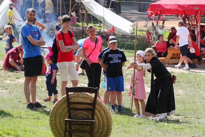 Na Šídlováku byli rytíři, čarodějnice, král a královnoa, Mínotaur a další pohádkové bytostmi