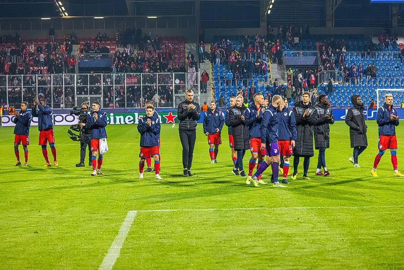 Fotbalisté Viktorie Plzeň podlehli v dalším utkání Ligy mistrů na domácím hřišti Bayernu Mnichov 2:4.