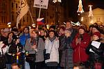 Shromáždění k výročí Sametové revoluce na náměstí Republiky v Plzni.