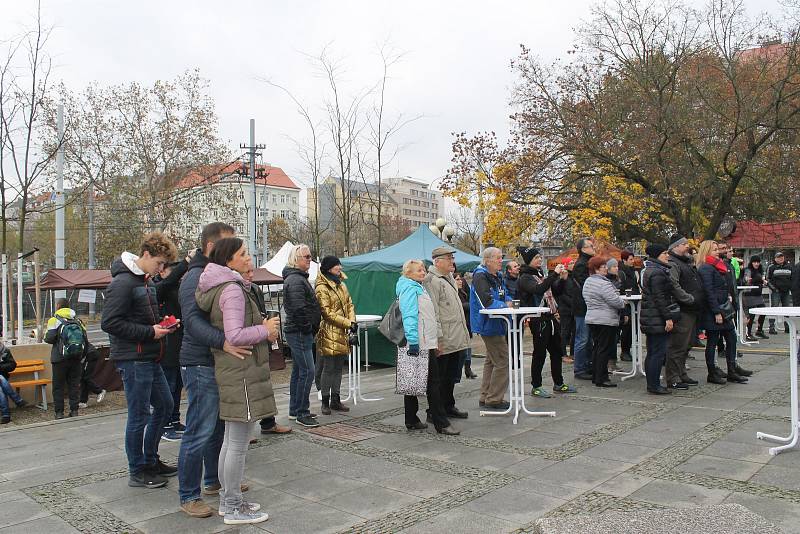 V Plzni začaly oslavy před polednem