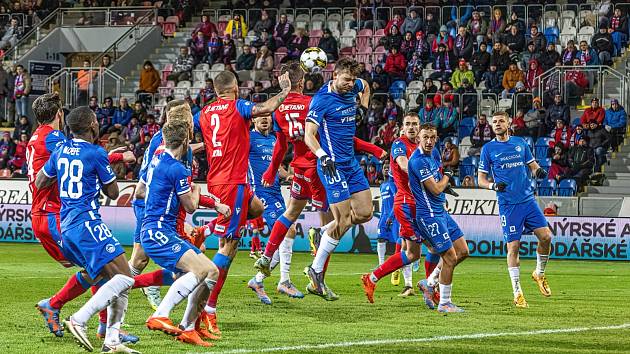 Fotbalisté plzeňské Viktorie porazili v sobotním zápase Slovan Liberec.