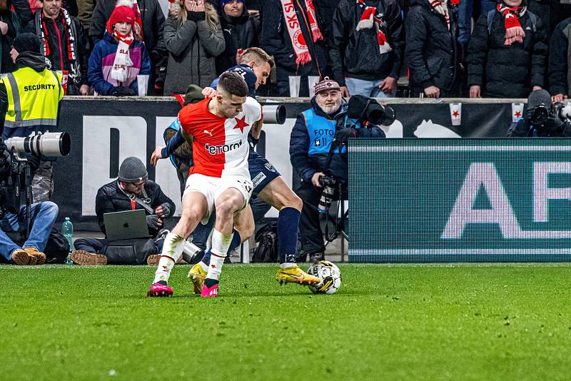 Fotbalisté Viktorie prokletí slávistického stadionu v Edenu neprolomili, v sobotu tam prohráli 1:2.