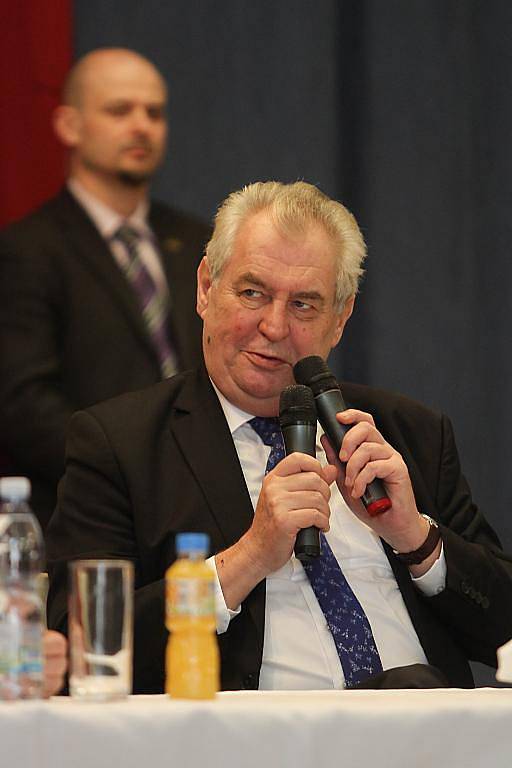 Prezident Miloš Zeman v kulturním domě v Nýřanech