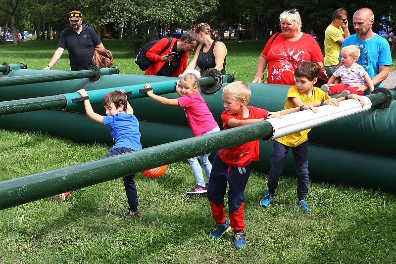 Letní festival sportu Sportmánie Plzeň 2019 - v areálu za OC Plaza si mohou malí i velcí vyzkoušet zdarma nejrůznější druhy sportovních aktivit.