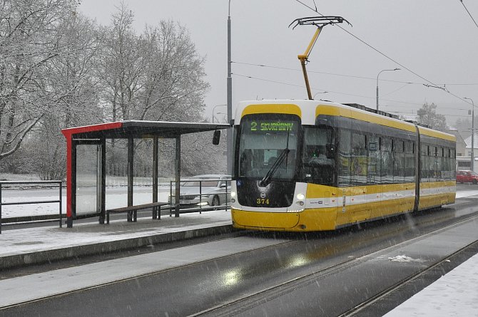 Rekonstrukce tramvajové trati ve Skvrňanech skončila